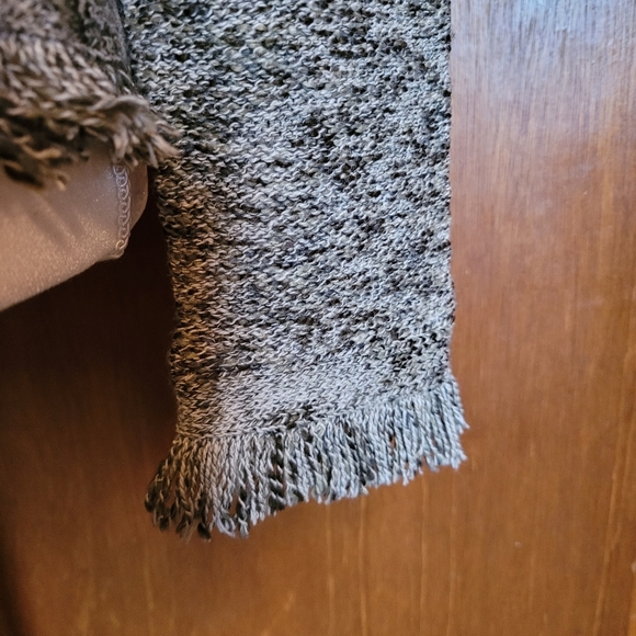 Preswick & Moore Cardigan Sweater with Fringe Sz M Gray - Picture 7 of 8